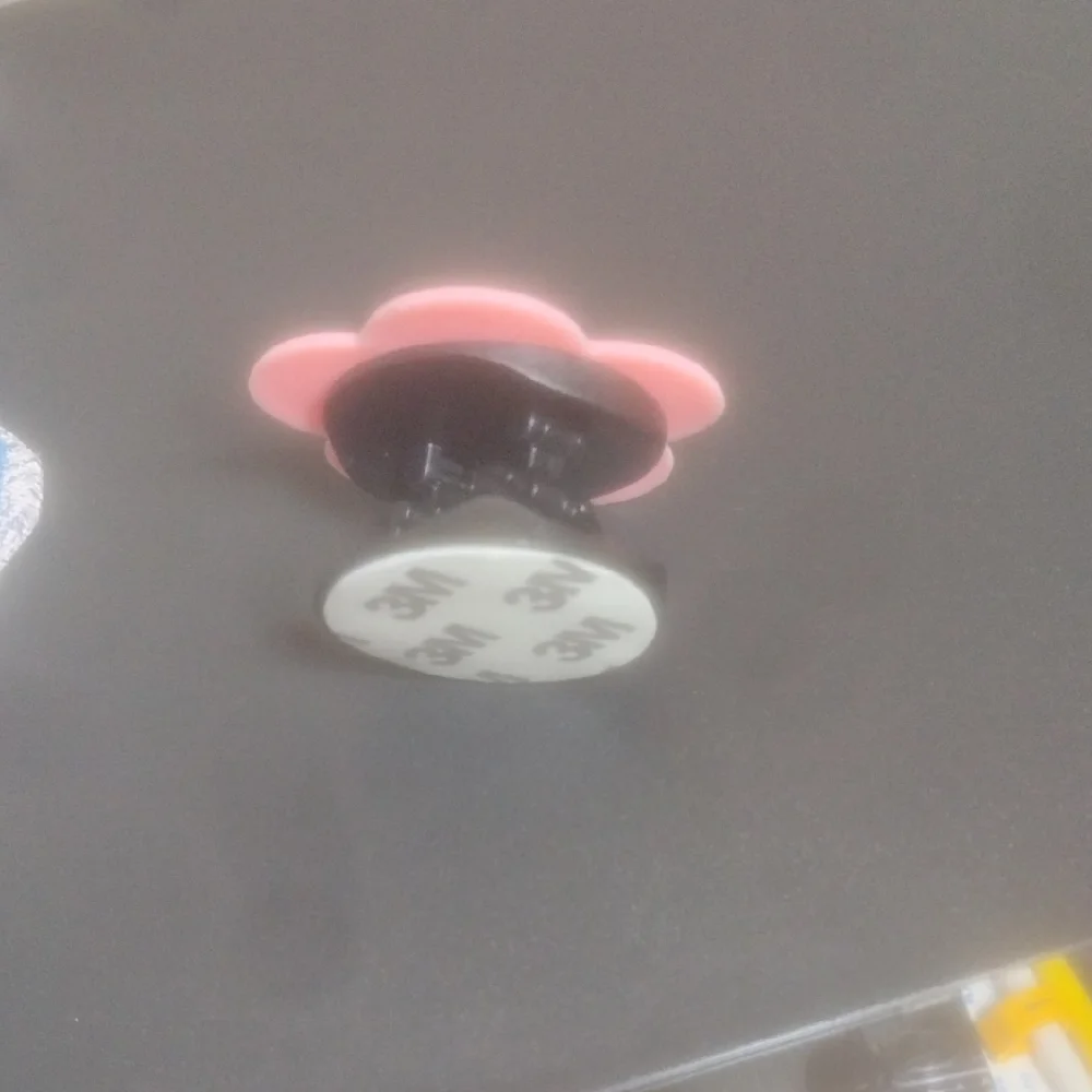 Pink Flower Shaped Accessory - Picture 4 of 5